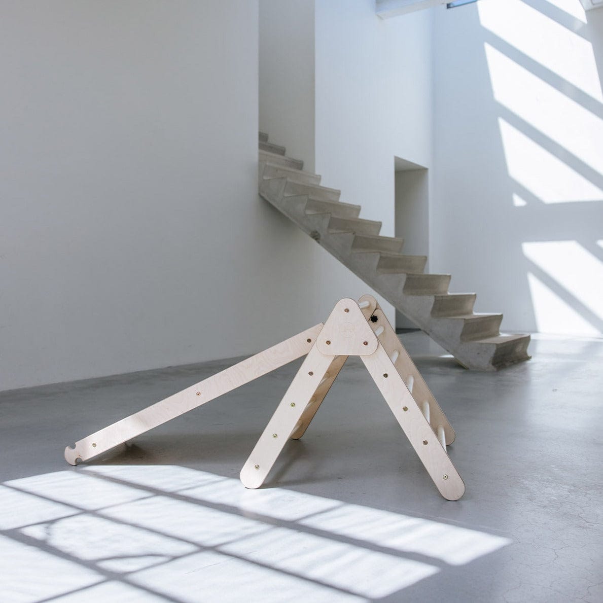 Jindl Faltbares Kletterdreieck mit Rutsche | Naturell