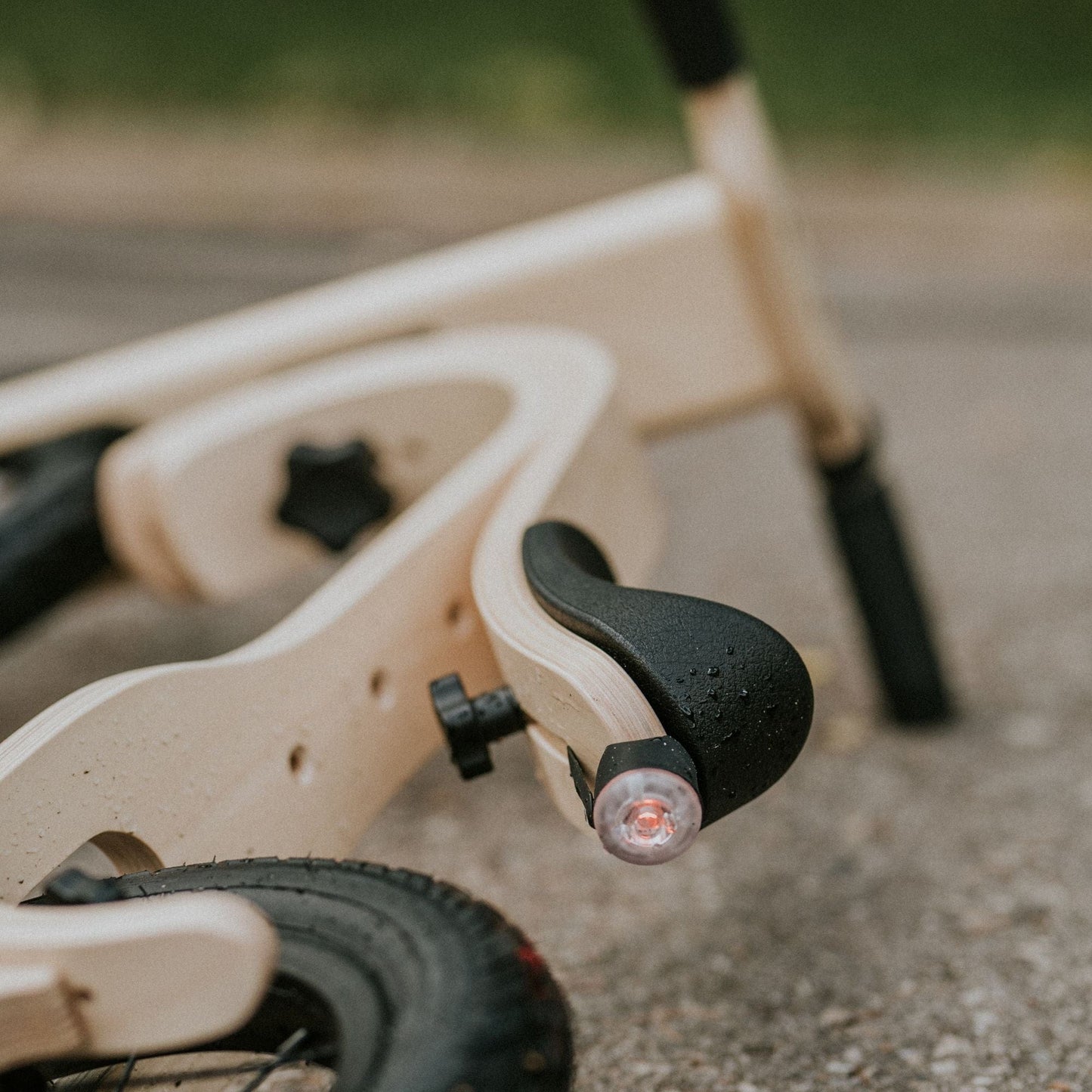 LEG&GO Höhenverstellbares 3-in-1 Holz-Laufrad "Balance Bike"