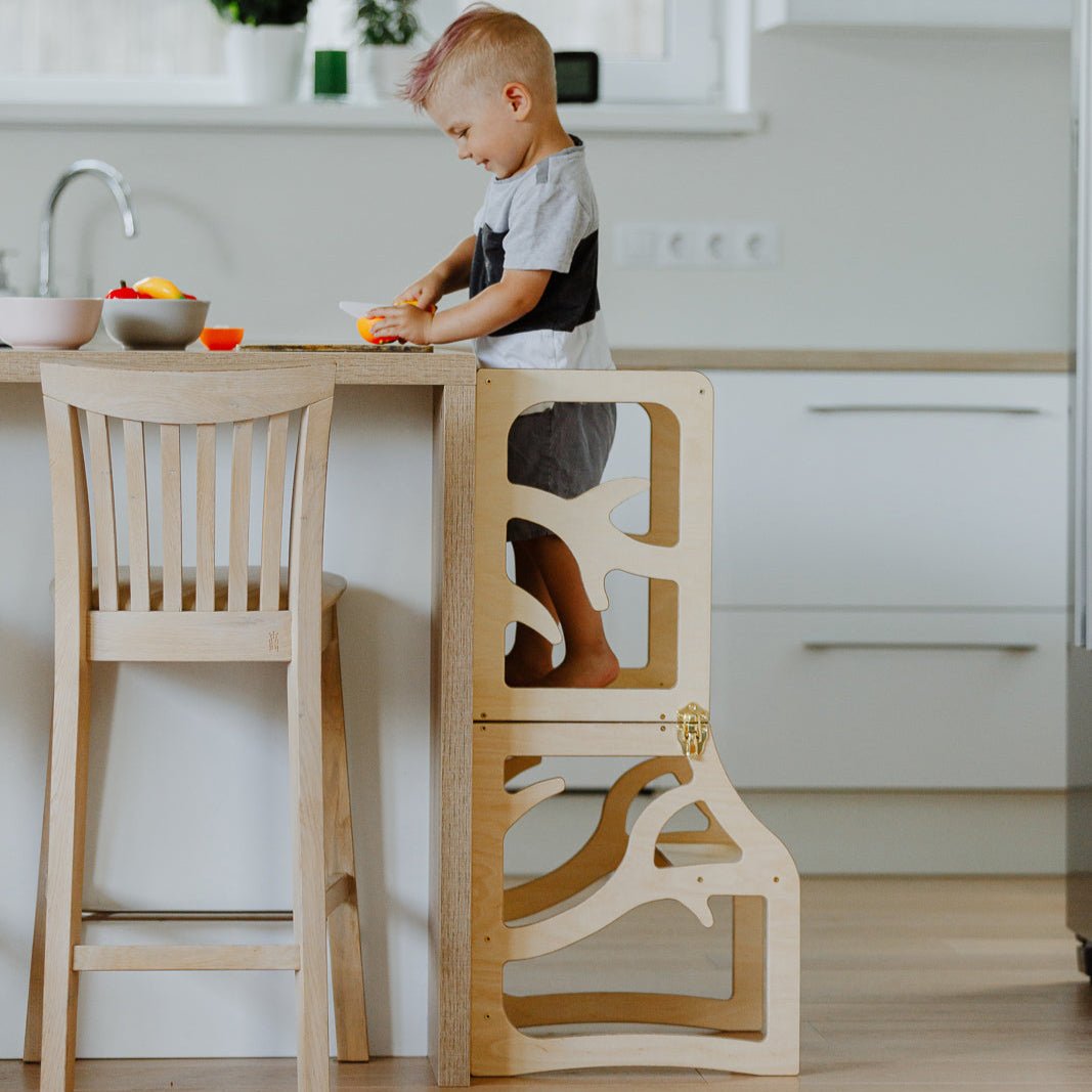2in1 Lernturm mit Tisch - Baum - Design - Klarlack - Juniorito