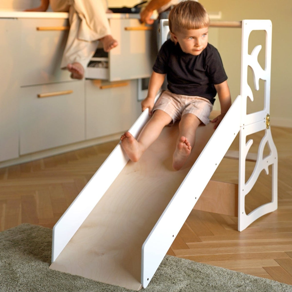 3in1 Lernturm mit Rutsche & Tisch - Baum - Design - Klarlack - Juniorito