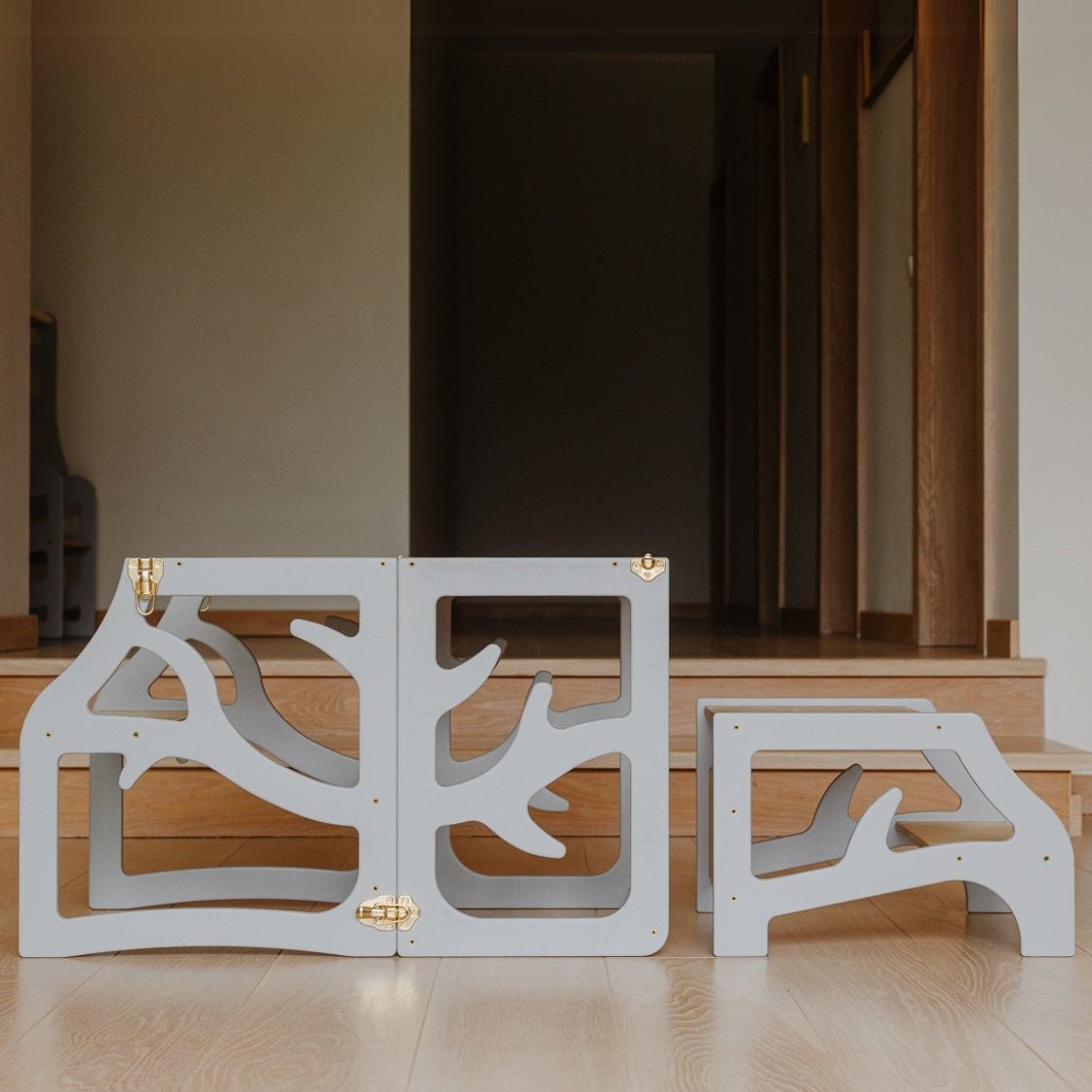 3in1 Lernturm mit Tisch & Tritthocker - Baum - Design - Grau - Juniorito