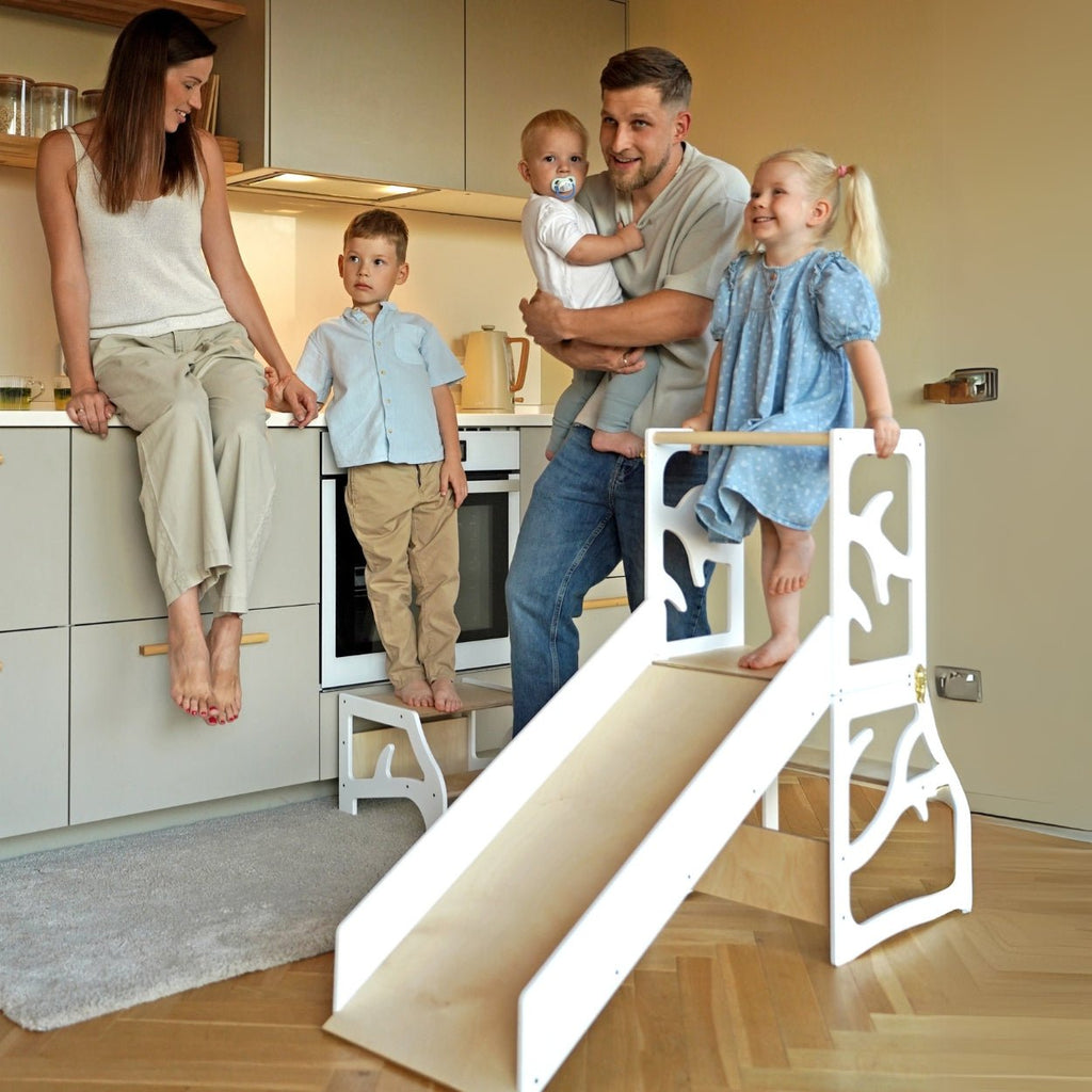 4in1 Lernturm mit Tisch, Rutsche & Tritthocker - Baum - Design - Klarlack - Juniorito