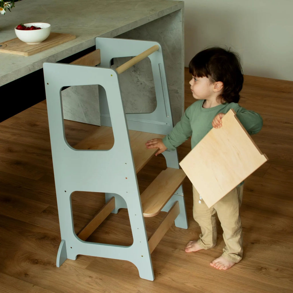 Kippsicherer Lernturm mit Rausfallschutz