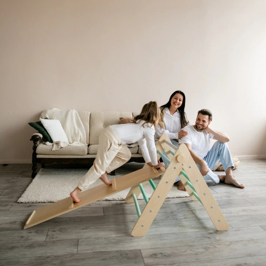 Klappbares Pikler Dreieck mit Rutsche | Mint - Juniorito