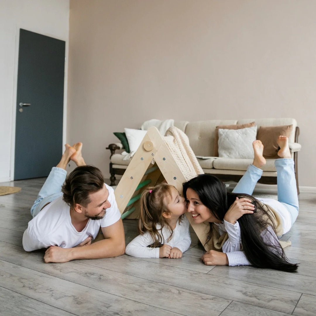 Klappbares Pikler Dreieck mit Rutsche | Mint - Juniorito