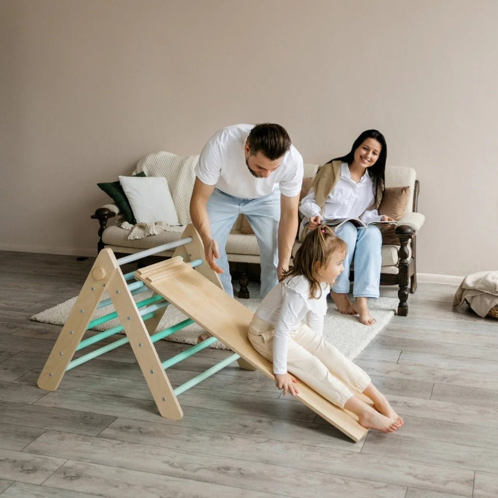 Klappbares Pikler Dreieck mit Rutsche | Mint - Juniorito