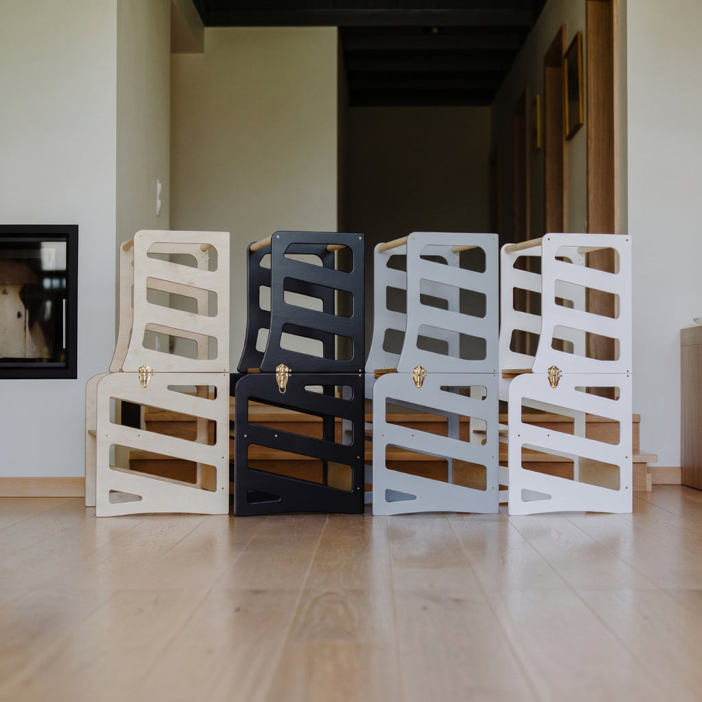 Lernturm mit Tisch – Streifen-Design