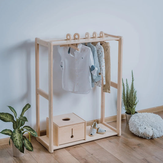 Montessori Garderobe - Typ A | 'FLUORA' Kollektion - ohne Regal - Transparenter Lack - Juniorito