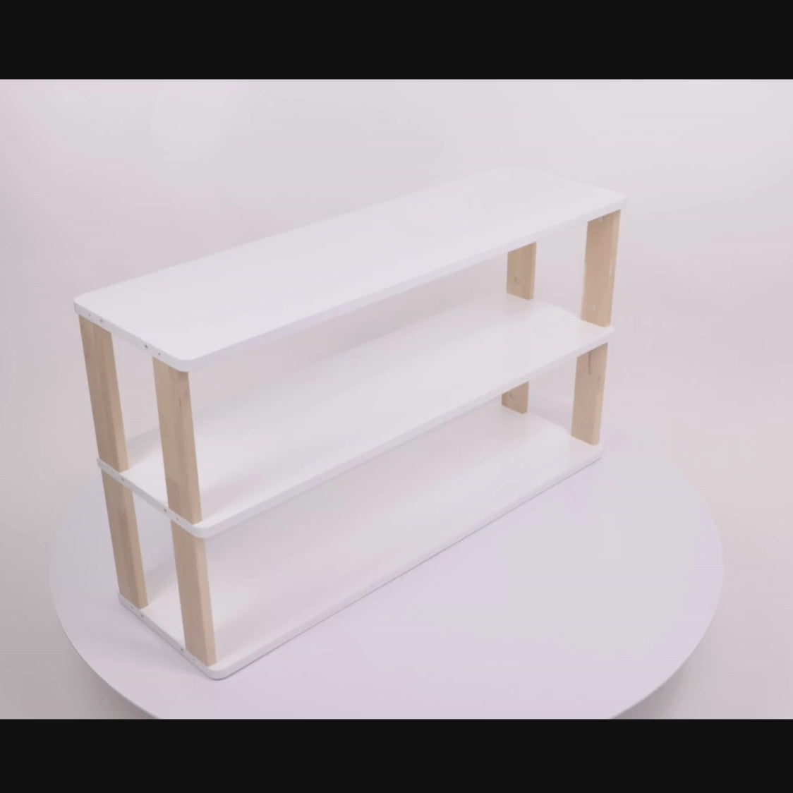 var:weiß-klares-öl-3-ablagen / Modulares Kinderregal – Gerade: Drehvideo